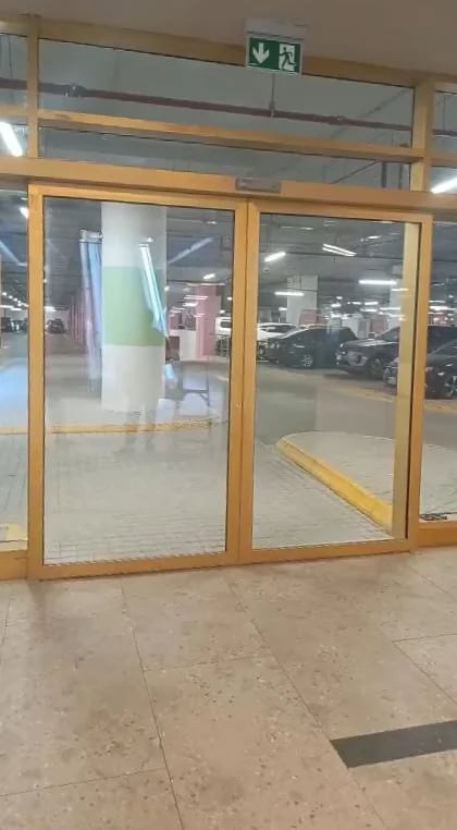 باب منزلق: مدخل مواقف